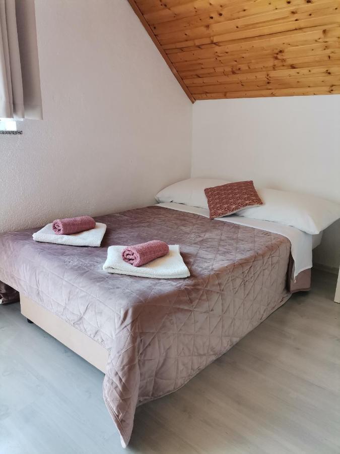 Apartment Dolores Smoljanac Esterno foto