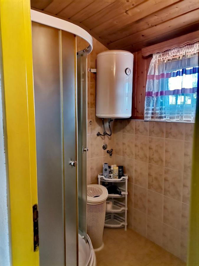 Apartment Dolores Smoljanac Esterno foto